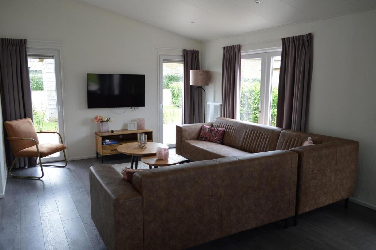 Schaelsbergerbosch- 2 Bath Fireplgarde Resort *